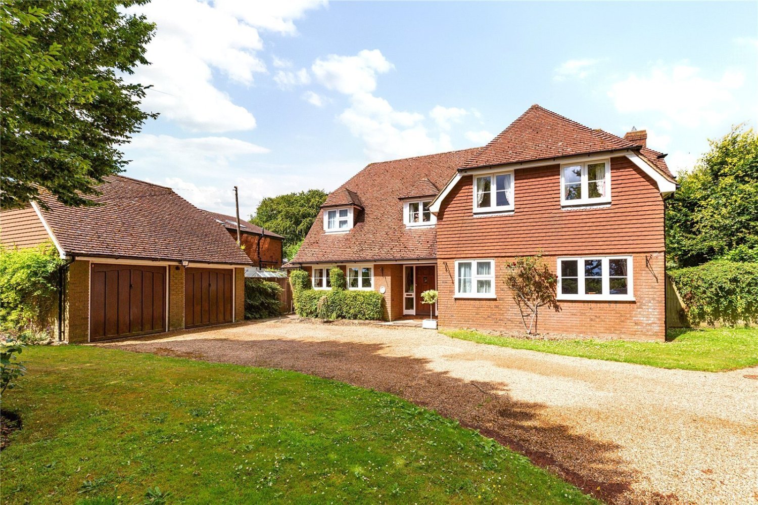 JacksonStops 5 bedroom property for sale in Nightingale Lane, Ide