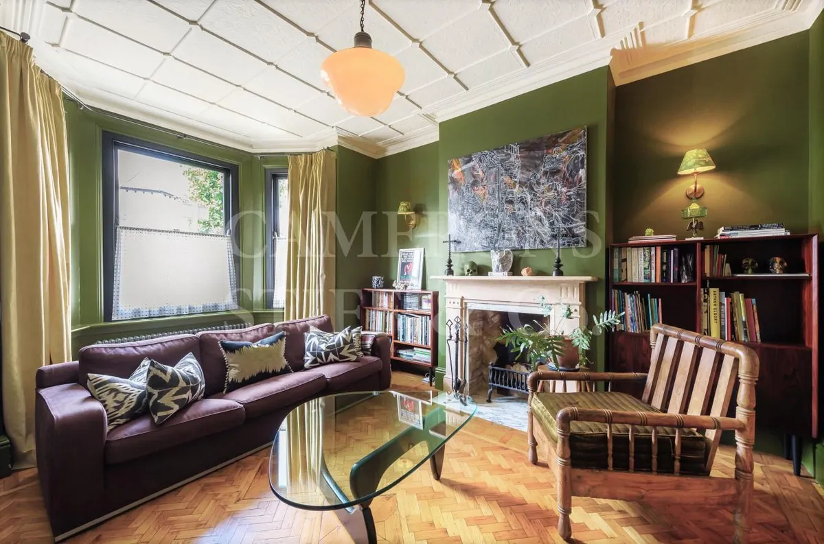 Balmoral Road, NW2