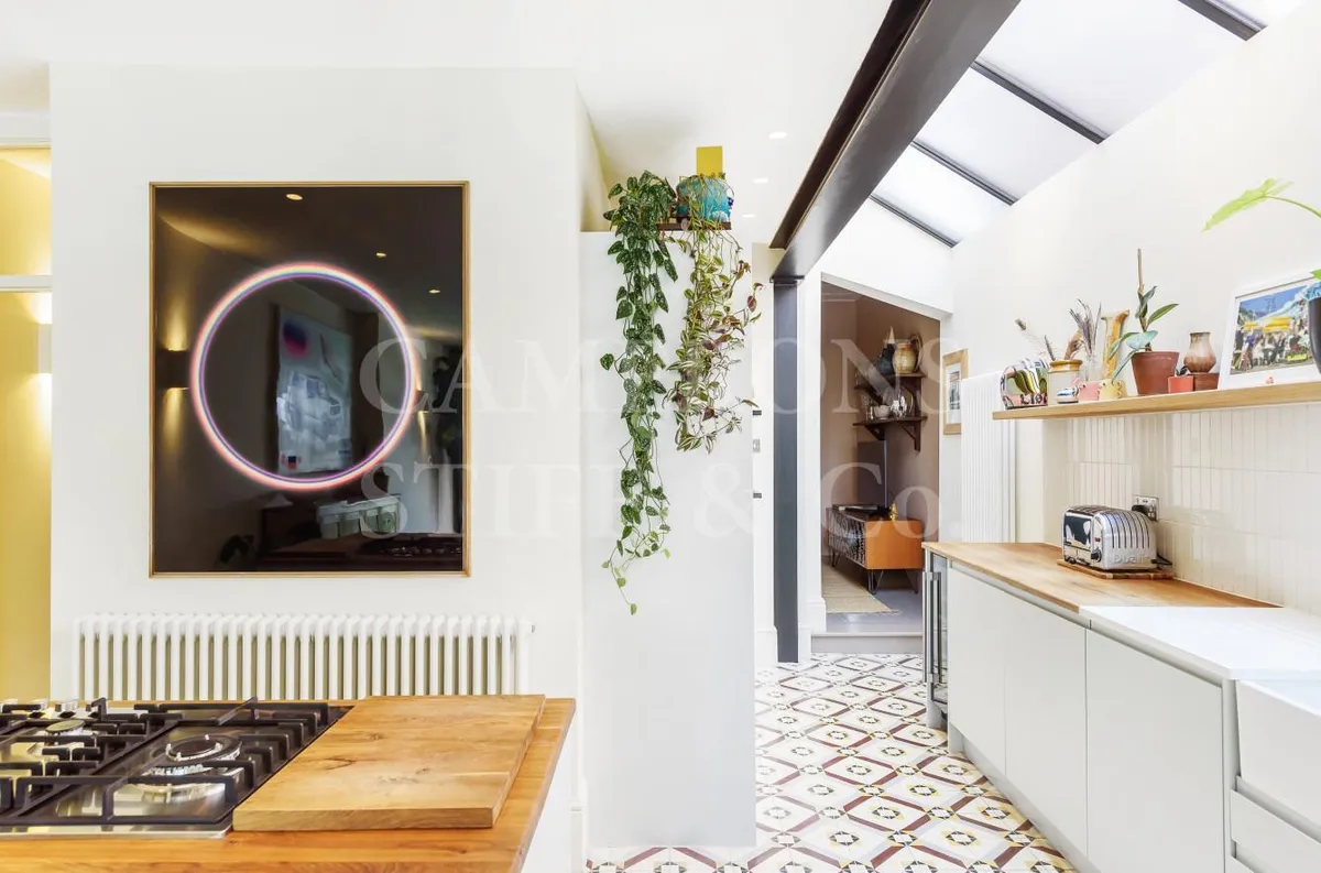 Balmoral Road, NW2