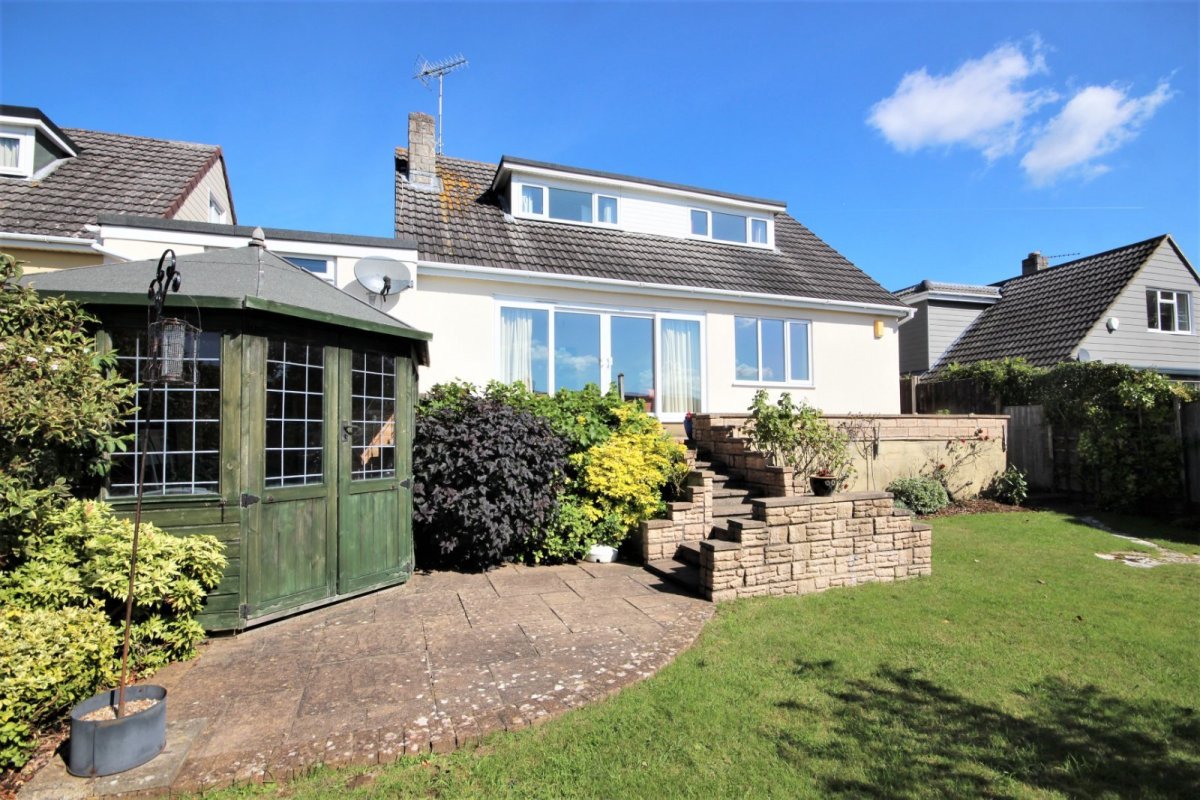 4 bedroom property for sale in Springdale Road, Broadstone, Dorset