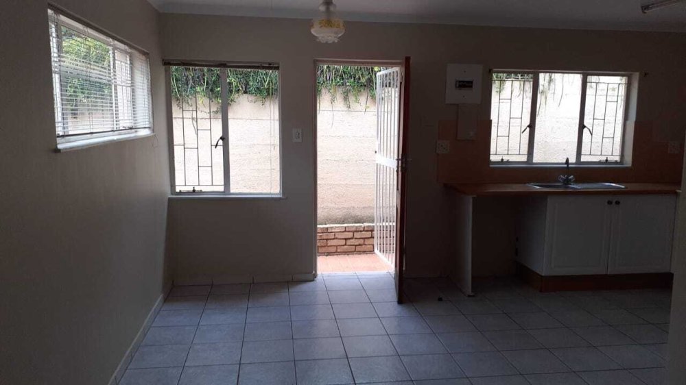 3 bedroom property for sale in President Ridge, Randburg, Gauteng £