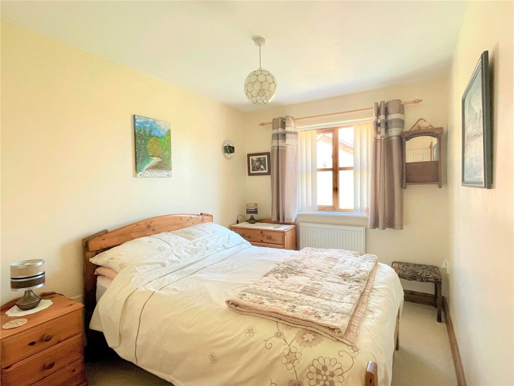 4 bedroom property for sale in Ffordd Spoonley, Llansantffraid, Powys, SY22 Offers in the