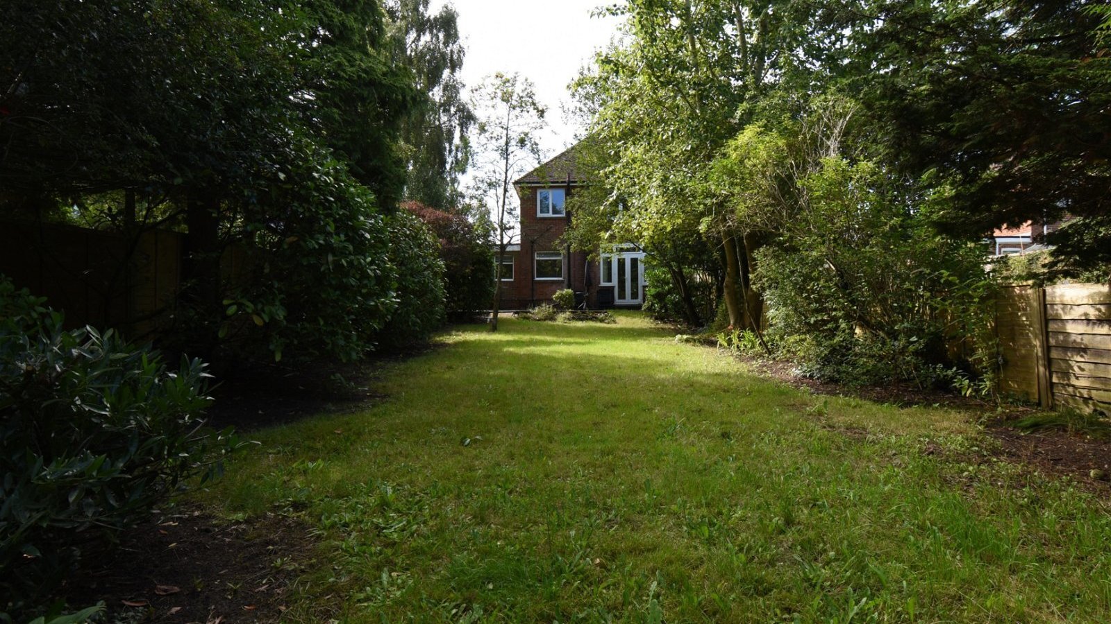 3 bedroom property for sale in Chandos Road, Newbury, RG14 7EF From £