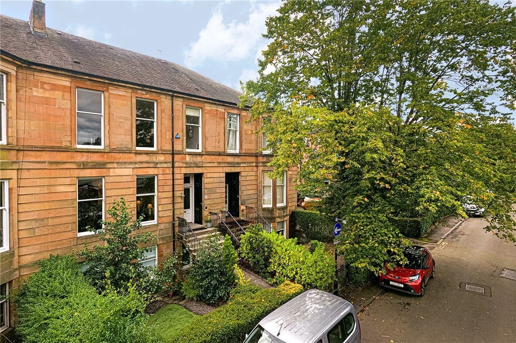 3 bedroom apartment for sale in Marywood Square, Strathbungo, Glasgow