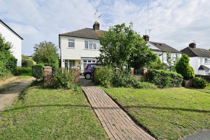 Lord Street, Hoddesdon 3 bedroom end of terrace house William H Brown