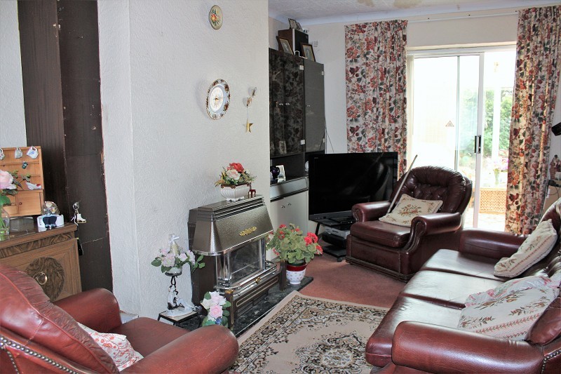 3 bedroom property for sale in Brynawelon, Trecastle, Brecon, Powys