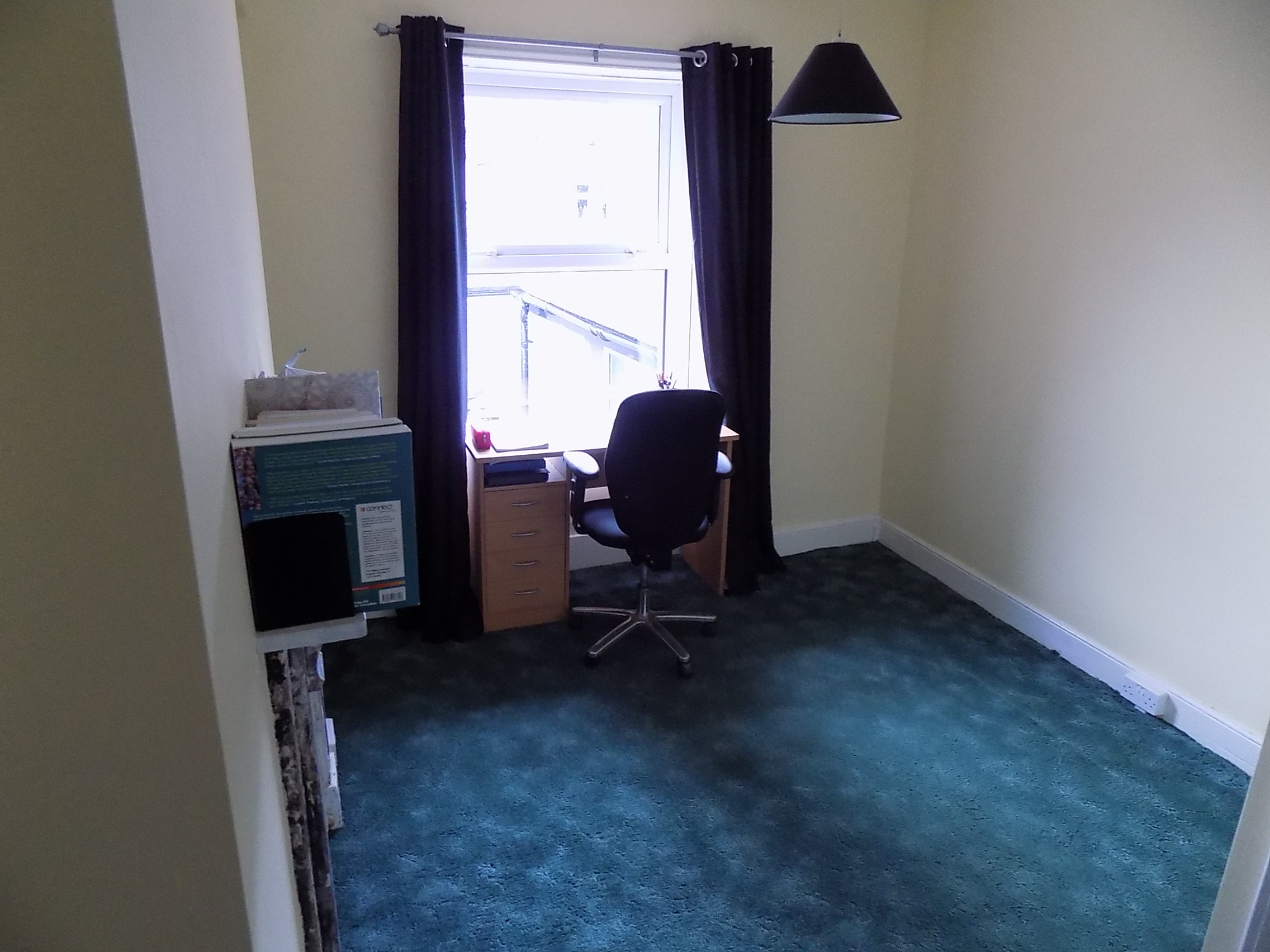 2 bedroom property to let in Holyhead Road, Bangor, Gwynedd, LL57 £