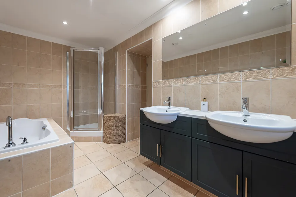 Redbourn Lane, Harpenden, AL5 photo 9