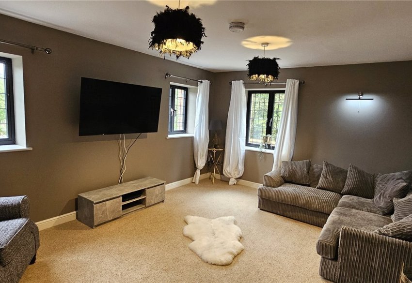 4 bedroom property for sale in Llangynog, Oswestry, Powys, SY10