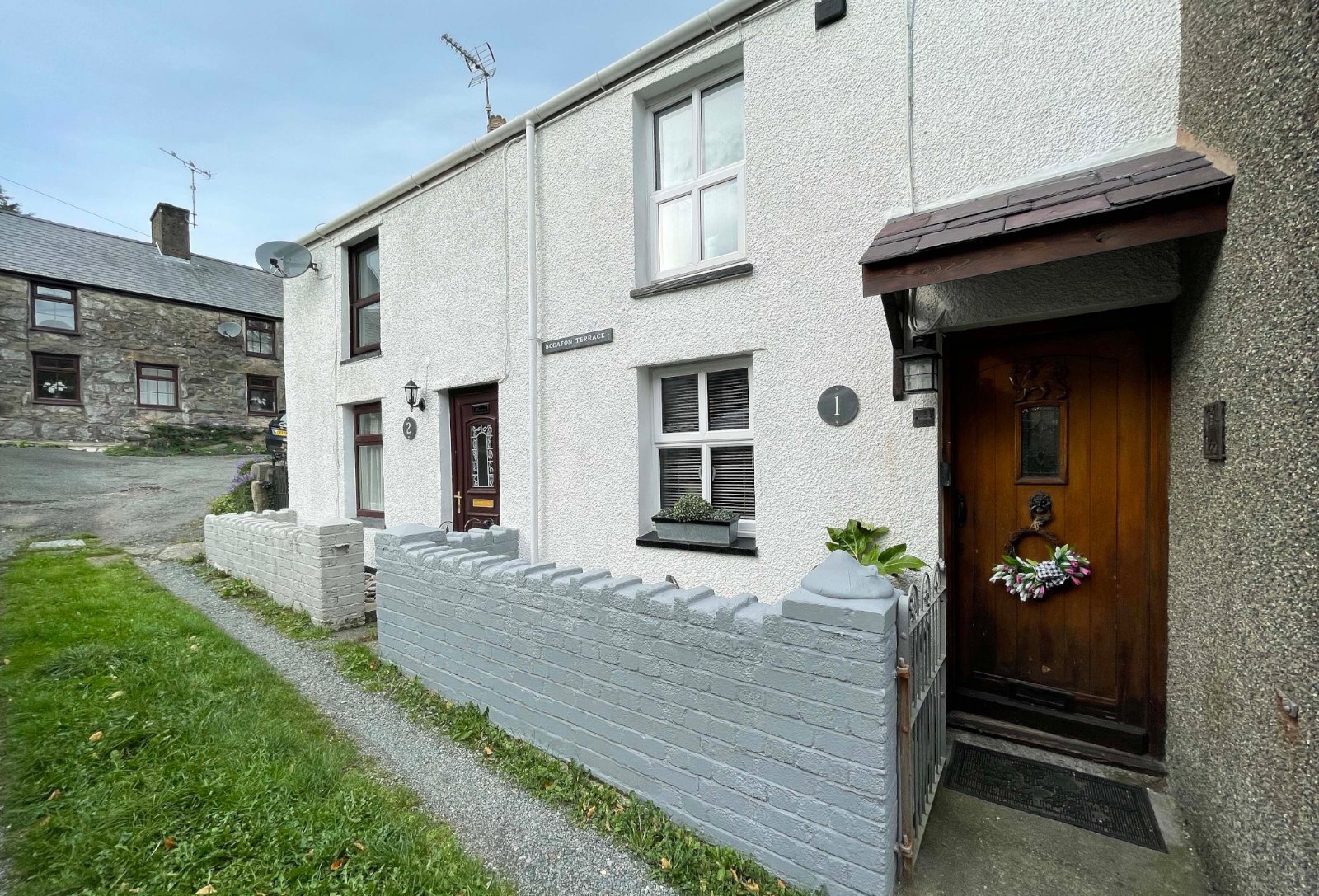 1 bedroom property for sale in Llanaelhaearn, Caernarfon, Gwynedd, LL54