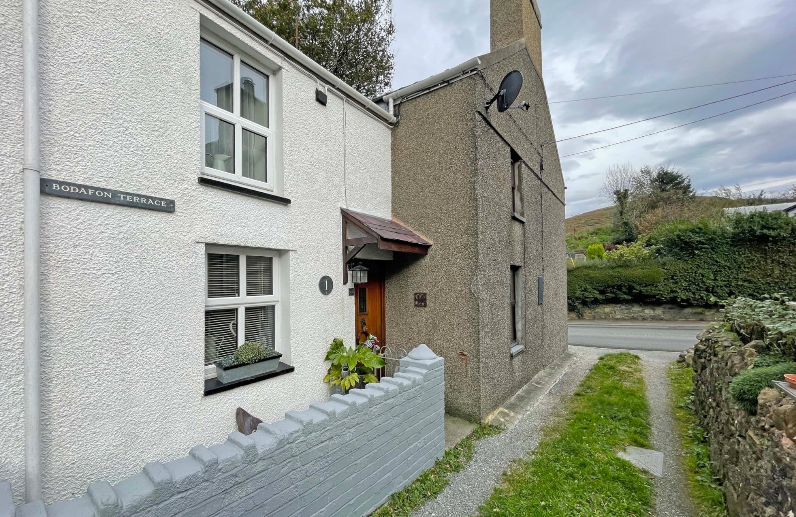 1 bedroom property for sale in Llanaelhaearn, Caernarfon, Gwynedd, LL54