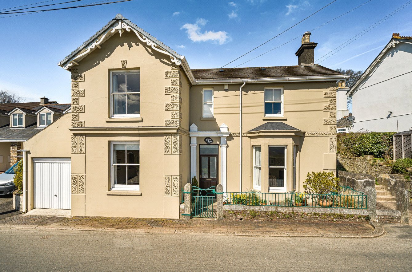 3 bedroom property for sale in Albaston, Gunnislake, Cornwall, PL18