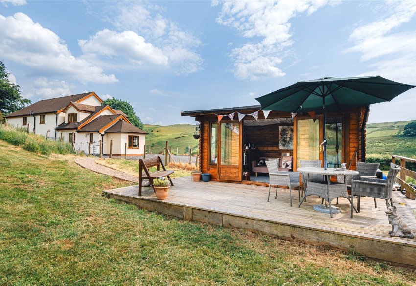 4 bedroom property for sale in Foel, Welshpool, Powys, SY21 Offers in the region of £550,000