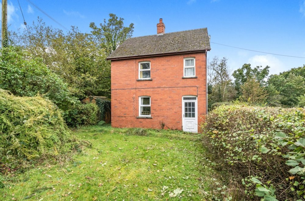 2 bedroom property for sale in Beulah, Llanwrtyd Wells, Powys, LD5