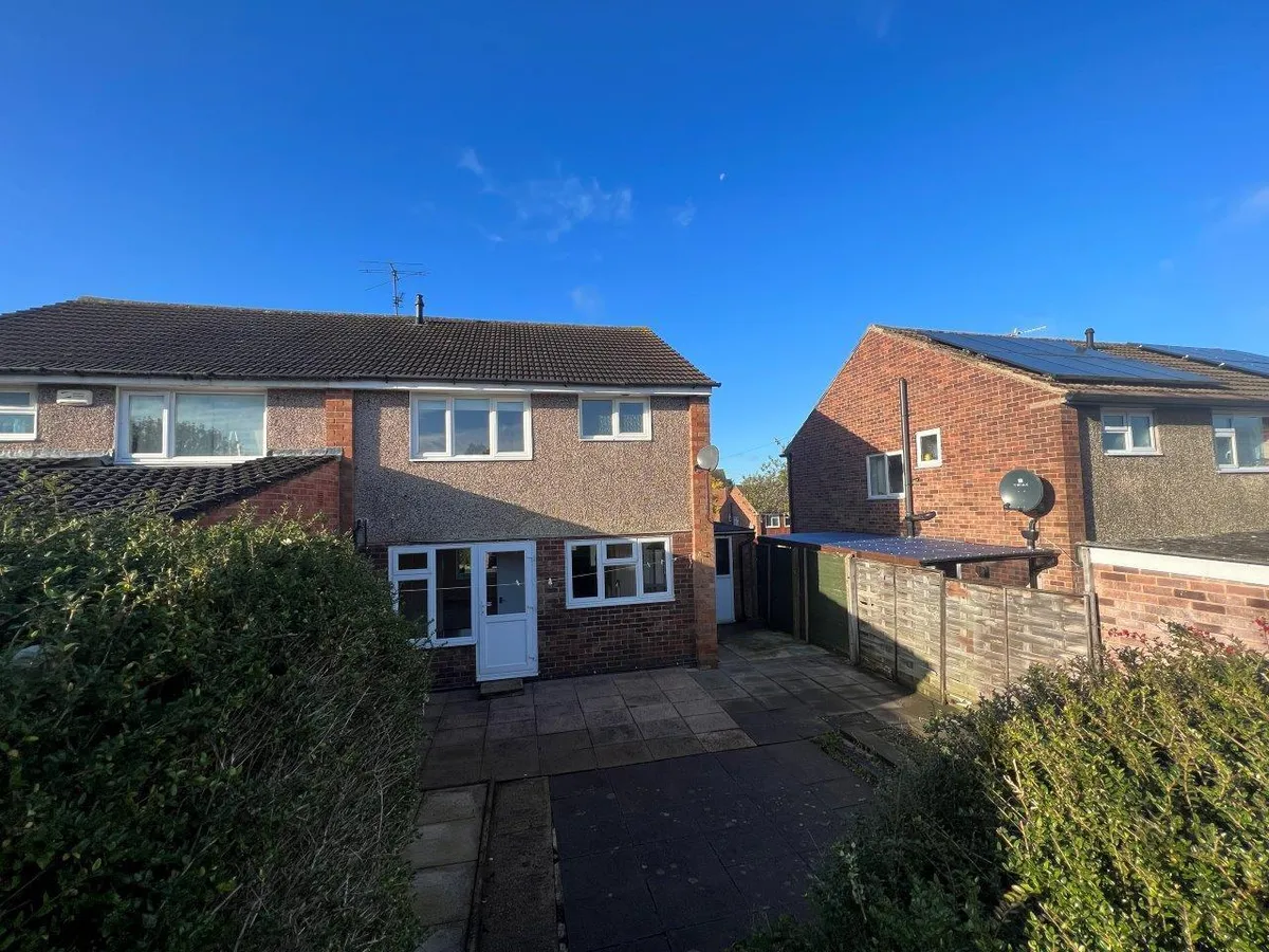 HUNTERS ROAD, MELTON MOWBRAY