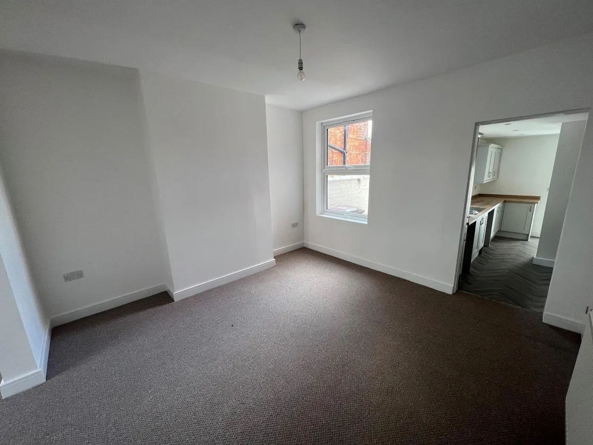 STAFFORD AVENUE, MELTON MOWBRAY