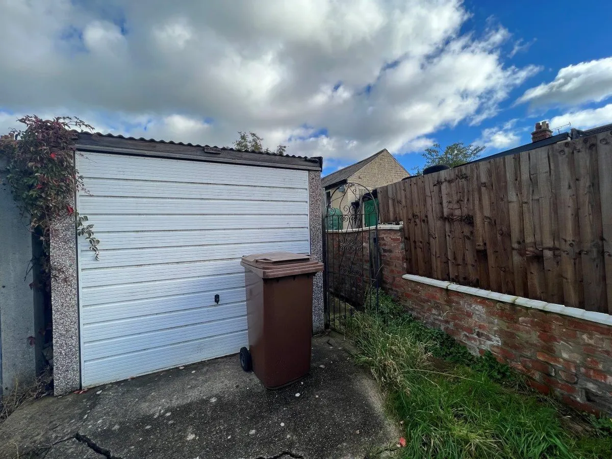 STAFFORD AVENUE, MELTON MOWBRAY