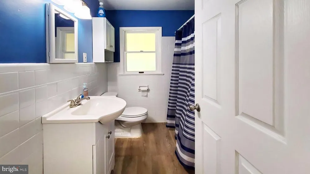 10 Ranchwood Dr, Ewing, NJ 08618