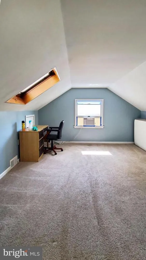 10 Ranchwood Dr, Ewing, NJ 08618