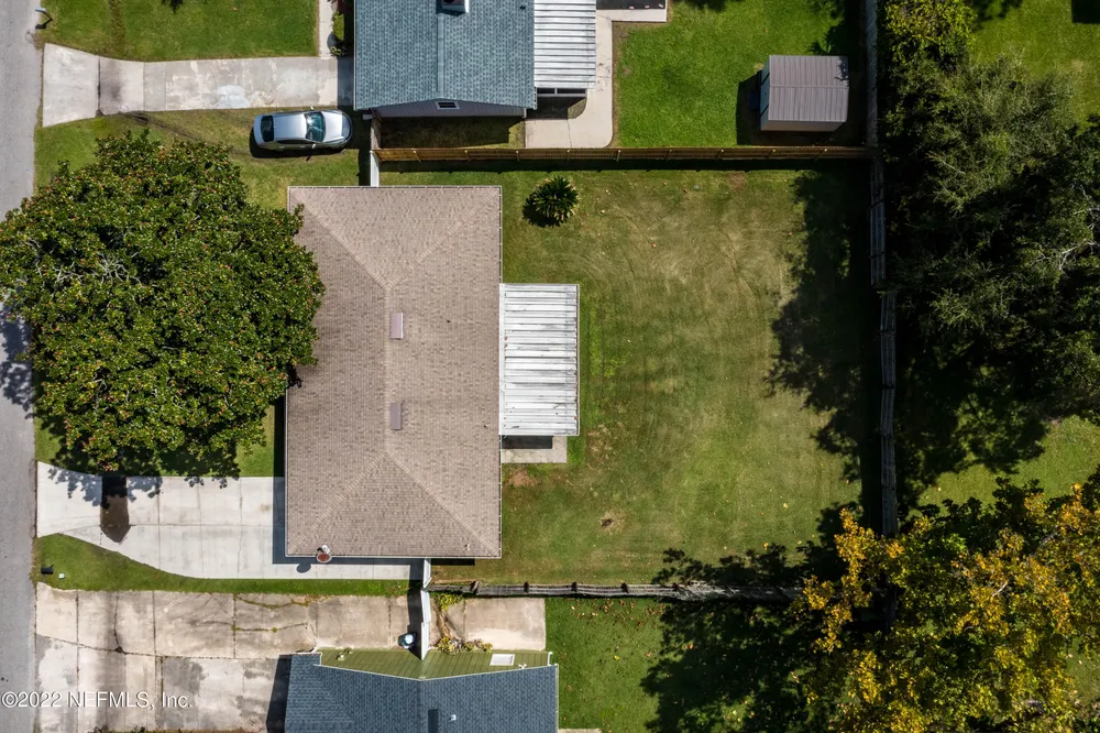1868 Shannon Lake Dr, Middleburg, FL 32068