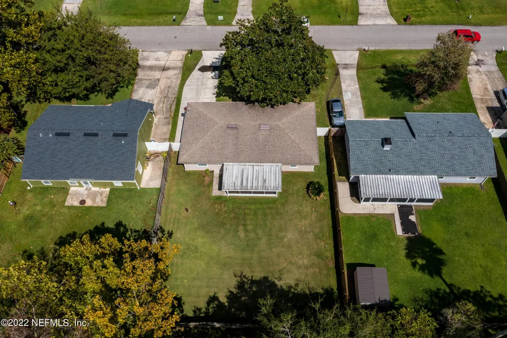 1868 Shannon Lake Dr, Middleburg, FL 32068