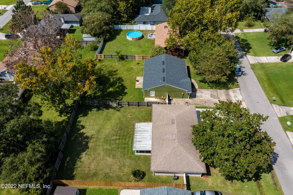 1868 Shannon Lake Dr, Middleburg, FL 32068