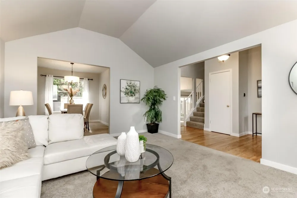 1203 SW 355th Pl, Federal Way, WA 98023