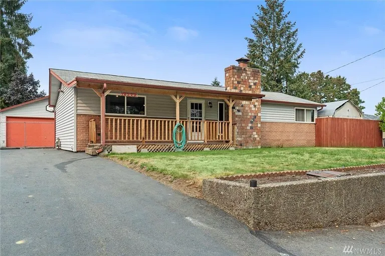 16223 123rd Ave SE, Renton, WA 98058