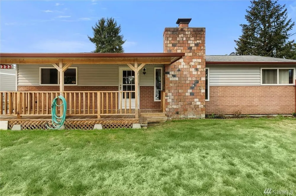 16223 123rd Ave SE, Renton, WA 98058