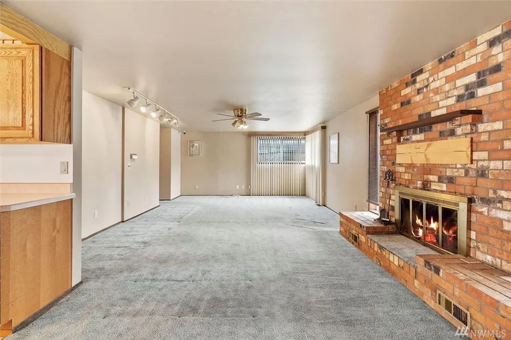 16223 123rd Ave SE, Renton, WA 98058