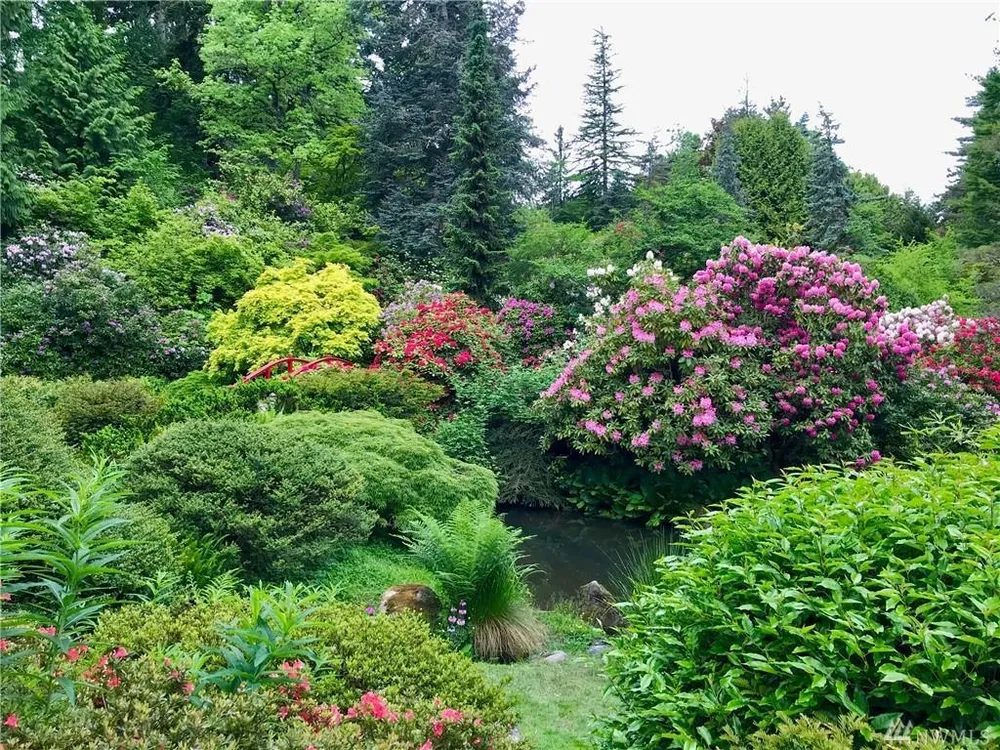 5130 S Garden Loop Rd, Seattle, WA 98118