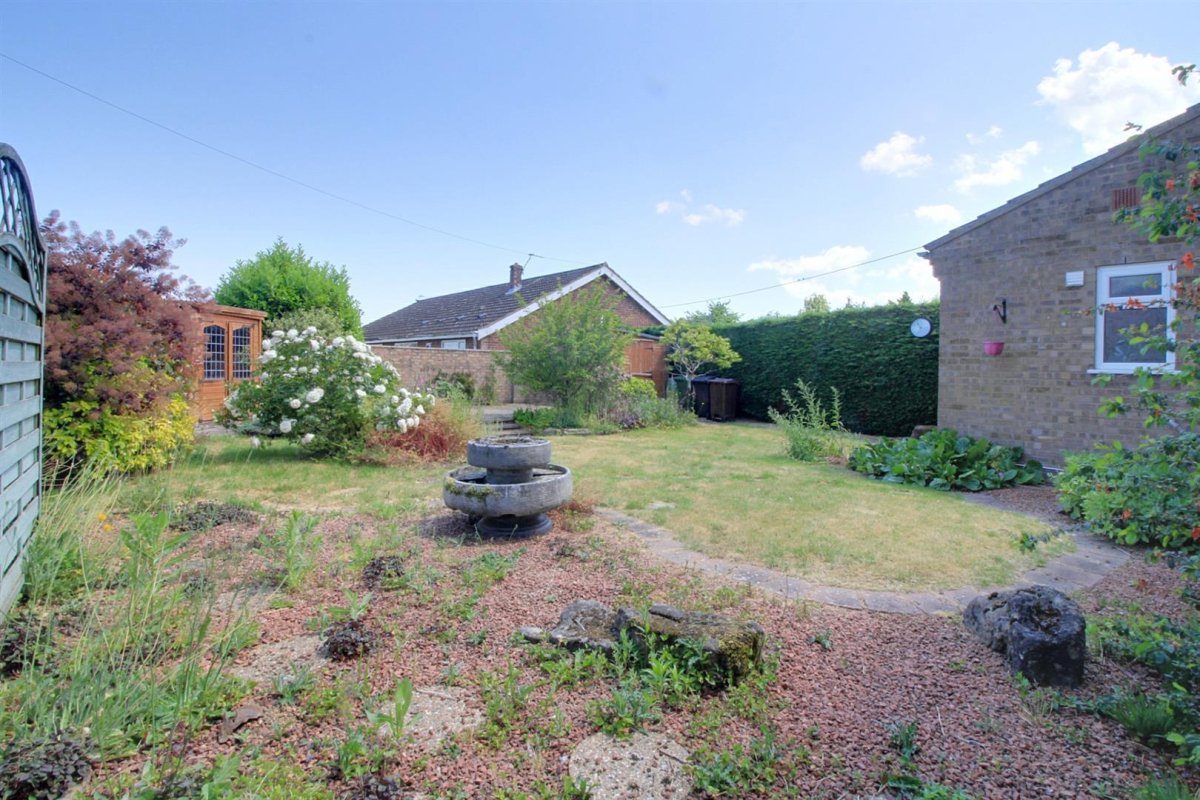 5 bedroom property for sale in Greengate, Swanton Morley £350,000