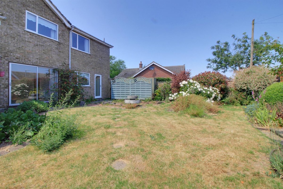 5 bedroom property for sale in Greengate, Swanton Morley £350,000