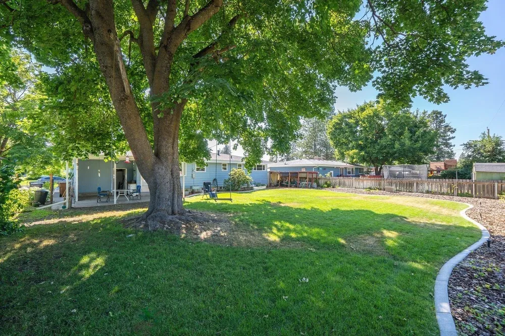 6420 N Fotheringham St, Spokane, WA 99208