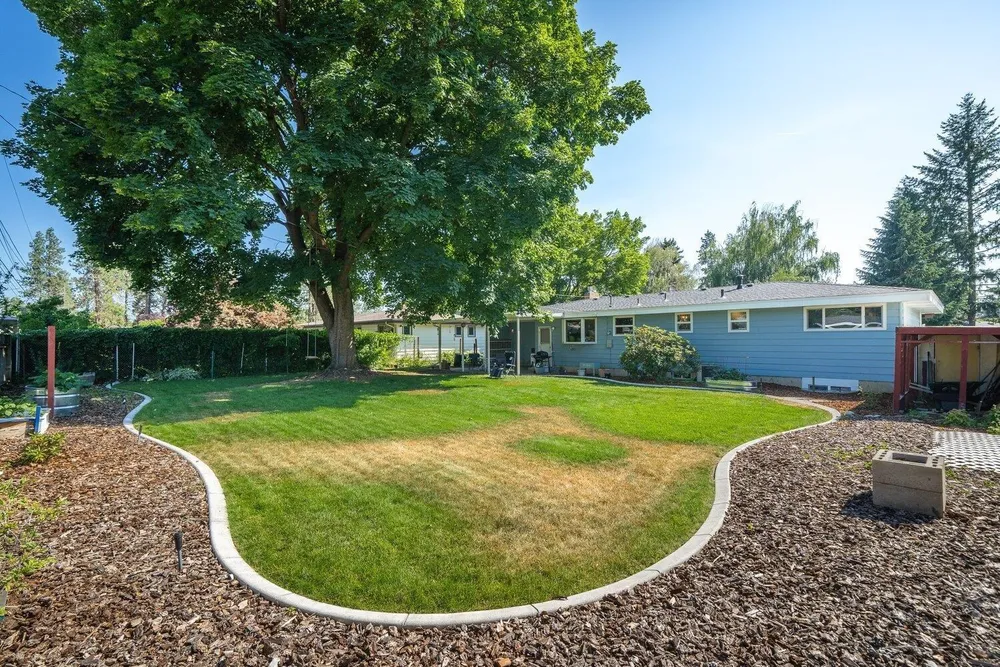 6420 N Fotheringham St, Spokane, WA 99208