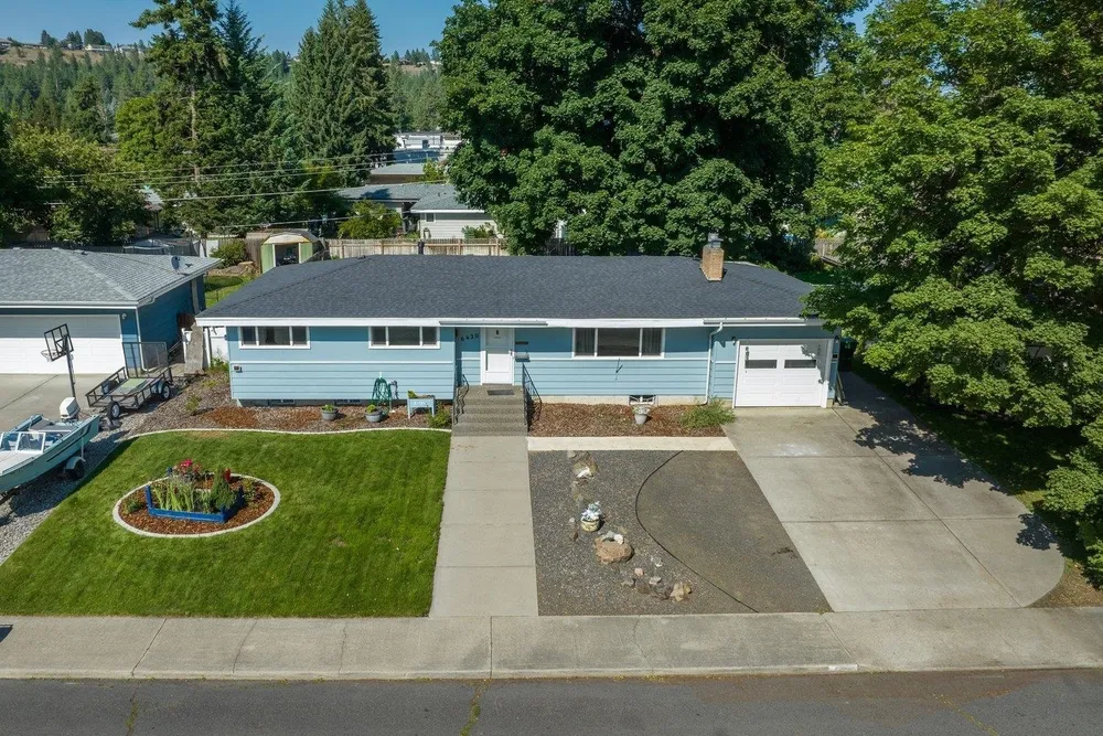 6420 N Fotheringham St, Spokane, WA 99208