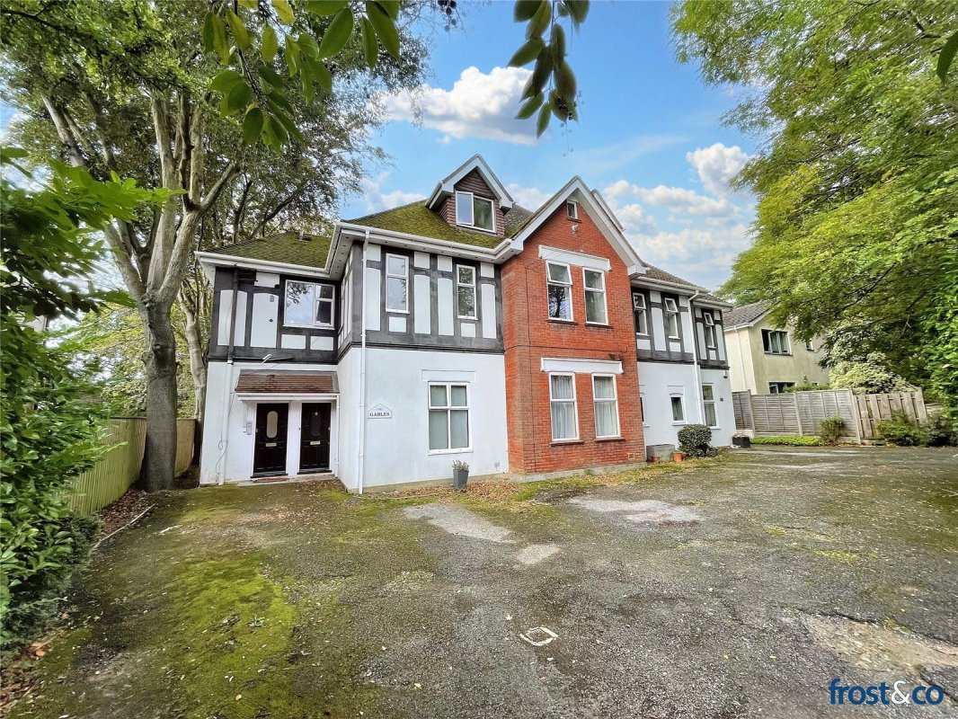 3 bedroom property for sale in Spur Hill Avenue, Lower Parkstone, Poole, Dorset, BH14 £375,000