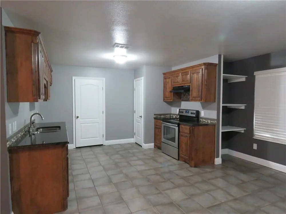 413 Celeste St, Everman, TX 76140