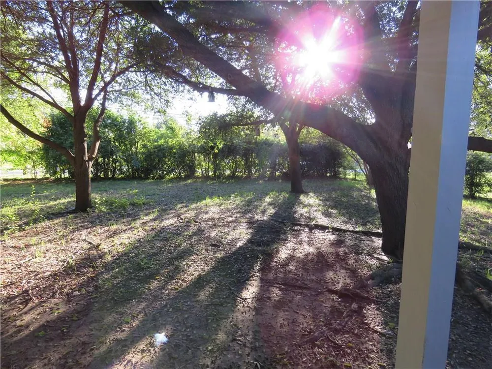 413 Celeste St, Everman, TX 76140