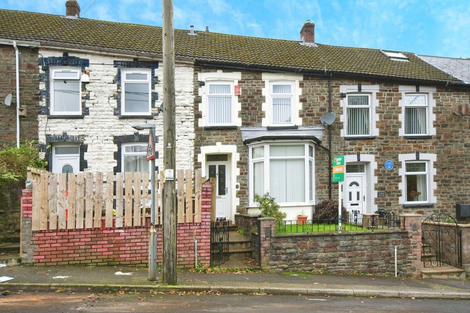 3 bedroom property for sale in Station Terrace, Maerdy, Ferndale