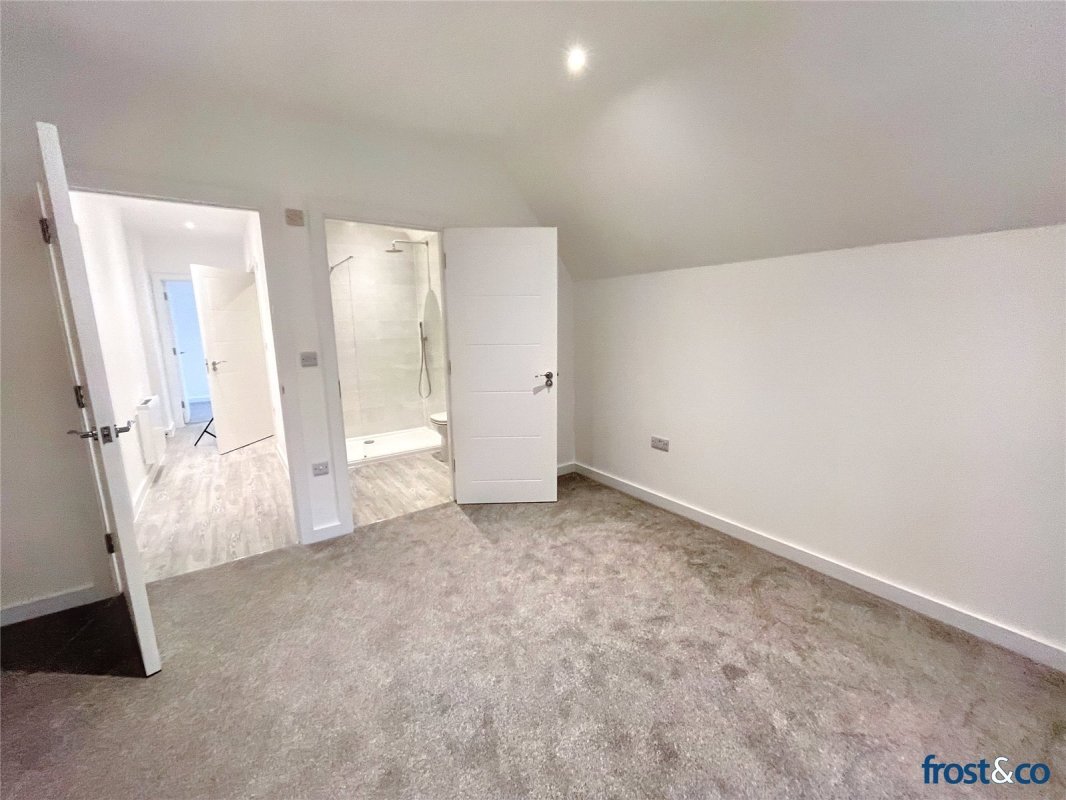 2 bedroom property for sale in Danecourt Road, Lower Parkstone, Poole