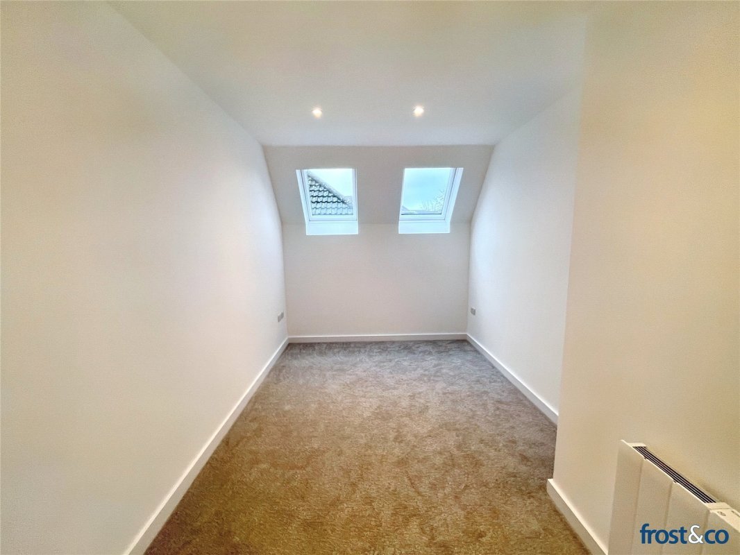 2 bedroom property for sale in Danecourt Road, Lower Parkstone, Poole