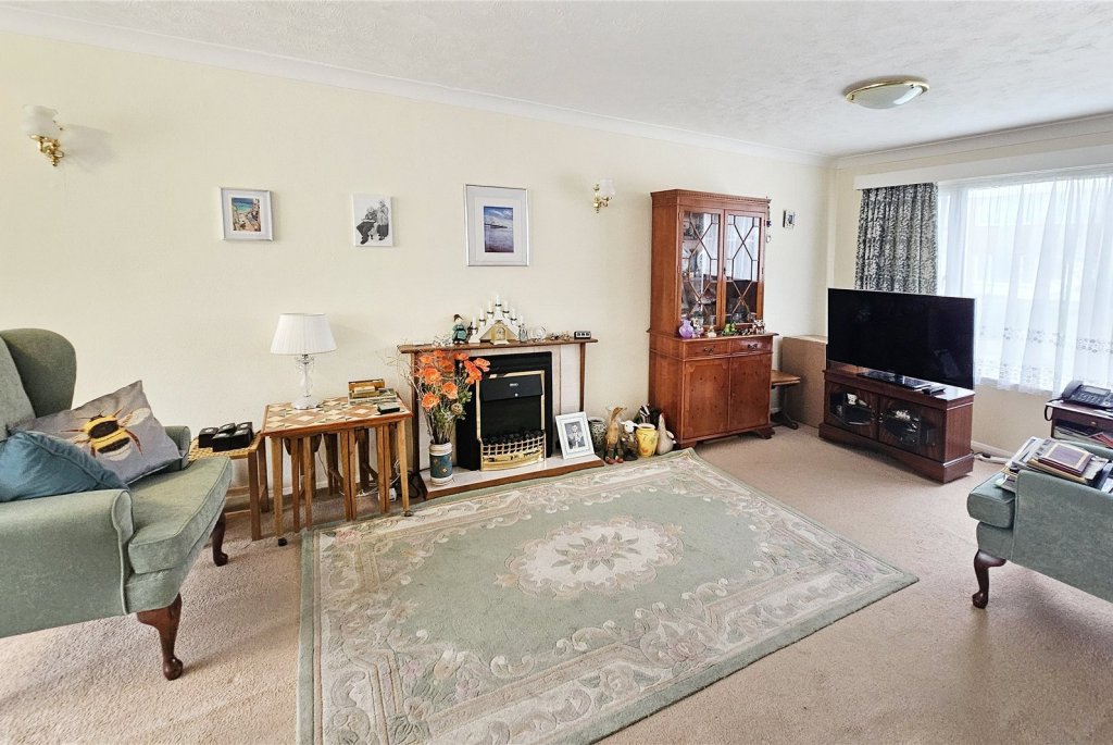 2 bedroom property for sale in Arundel Garden, Rustington
