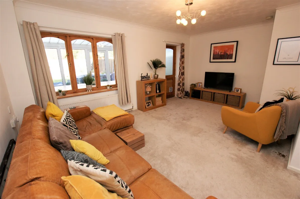 Bullfinch Close, Poole, Dorset, BH17
