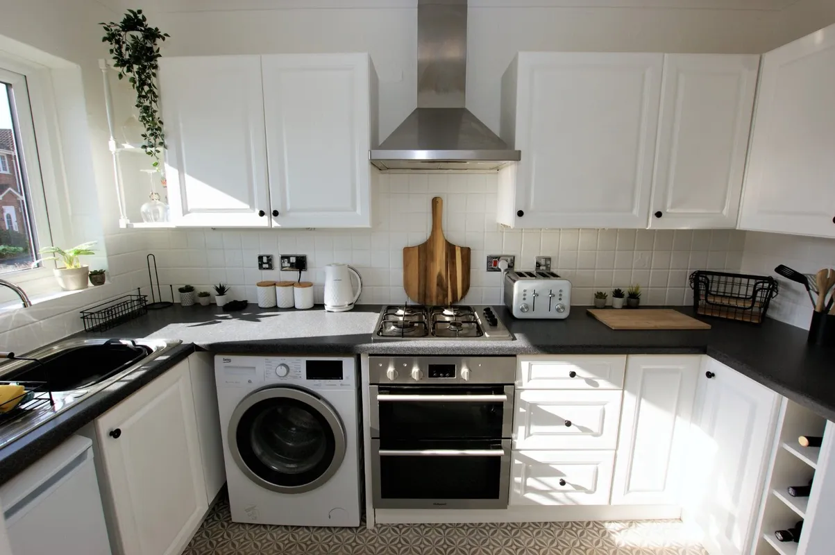 Bullfinch Close, Poole, Dorset, BH17