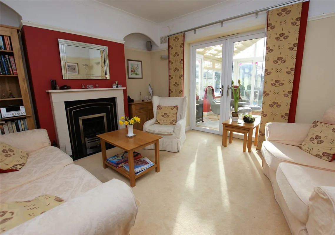 Higher Blandford Road, Broadstone, Dorset, BH18