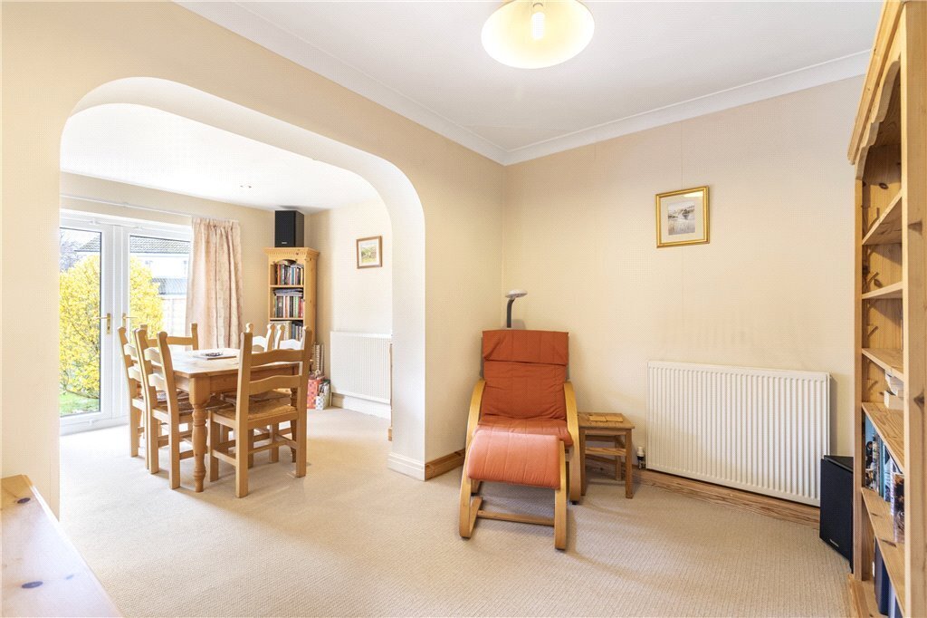 3 bedroom property for sale in Fieldhead Road, Guiseley, Leeds, LS20