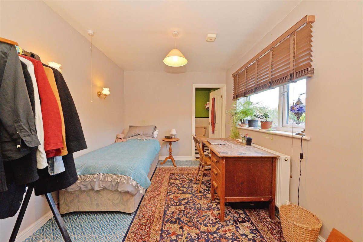 3 bedroom property for sale in Taylor Road, Kings Heath, Birmingham £
