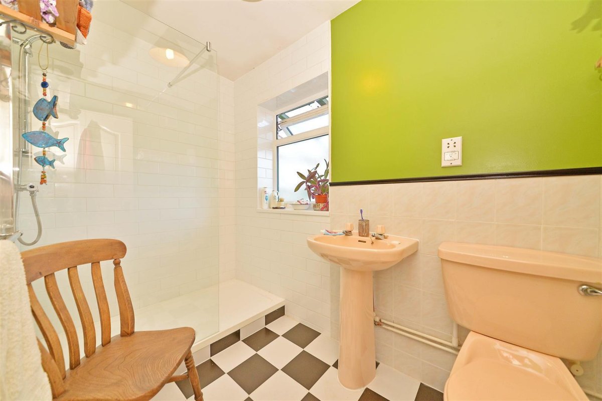 3 bedroom property for sale in Taylor Road, Kings Heath, Birmingham £