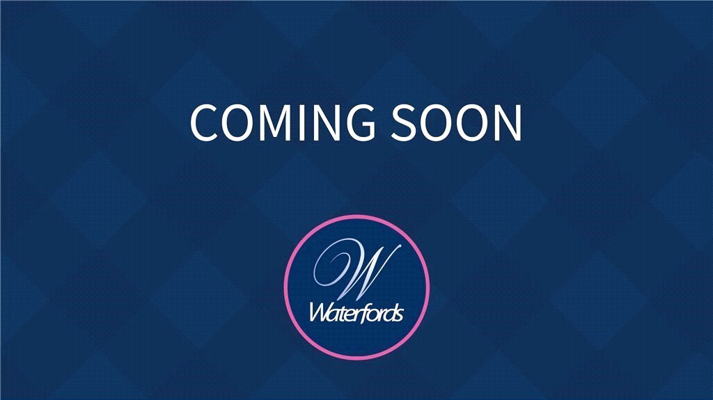 3 bedroom property for sale in Woodcot Gardens, Cove, Farnborough